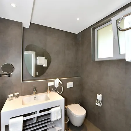 Korki's Мотель *